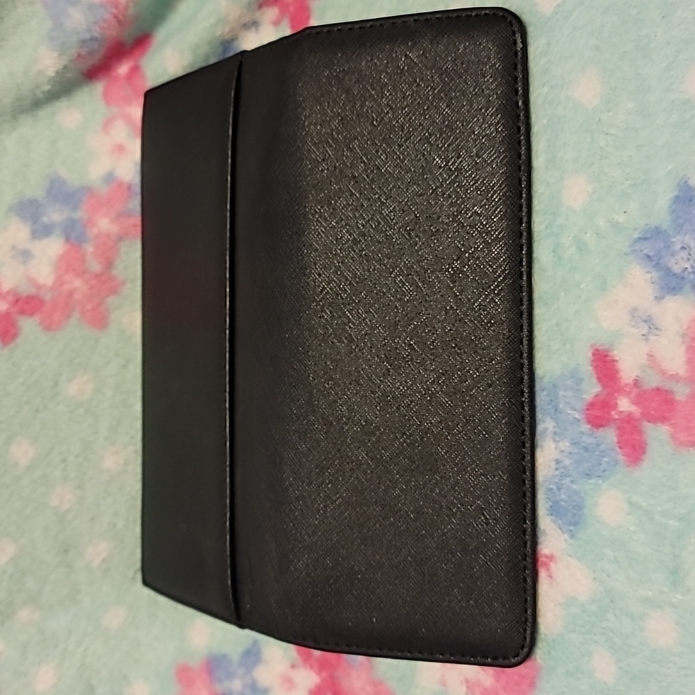 Black Clutch / Wallet - Picture 8 of 14